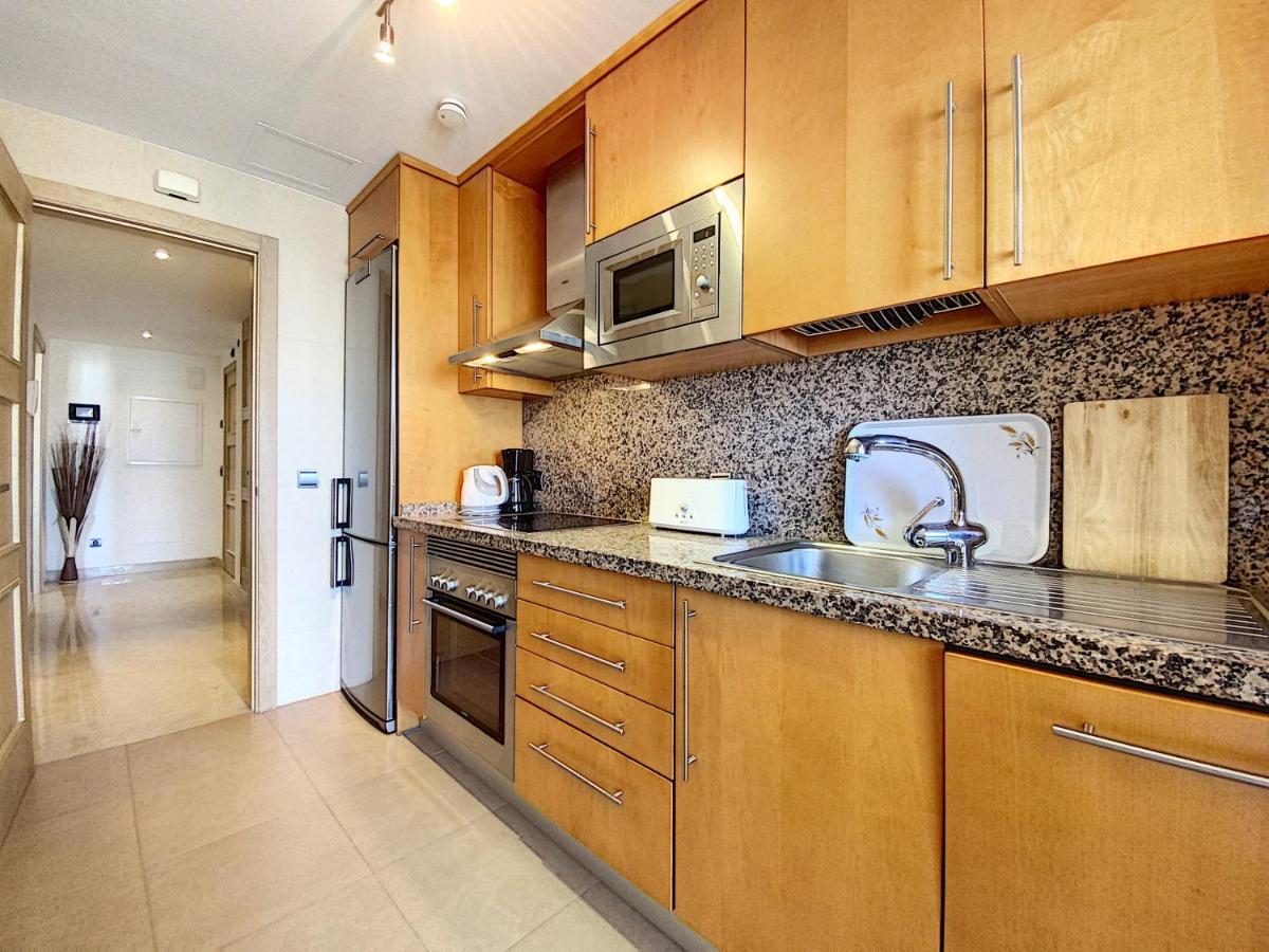 Lovely Apartment With Pool & Sea Views - Marina Del Castillo 2129 Manilva Exteriör bild