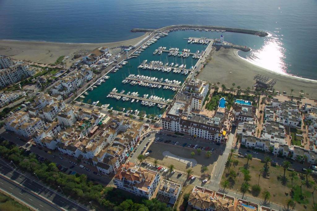 Lovely Apartment With Pool & Sea Views - Marina Del Castillo 2129 Manilva Exteriör bild