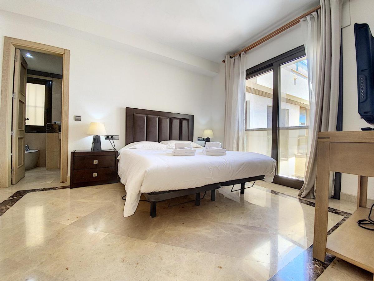 Lovely Apartment With Pool & Sea Views - Marina Del Castillo 2129 Manilva Exteriör bild